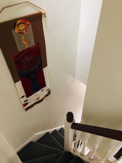 Cosy Two Bed Terraced House 7Min Drive From City Belfast Kültér fotó